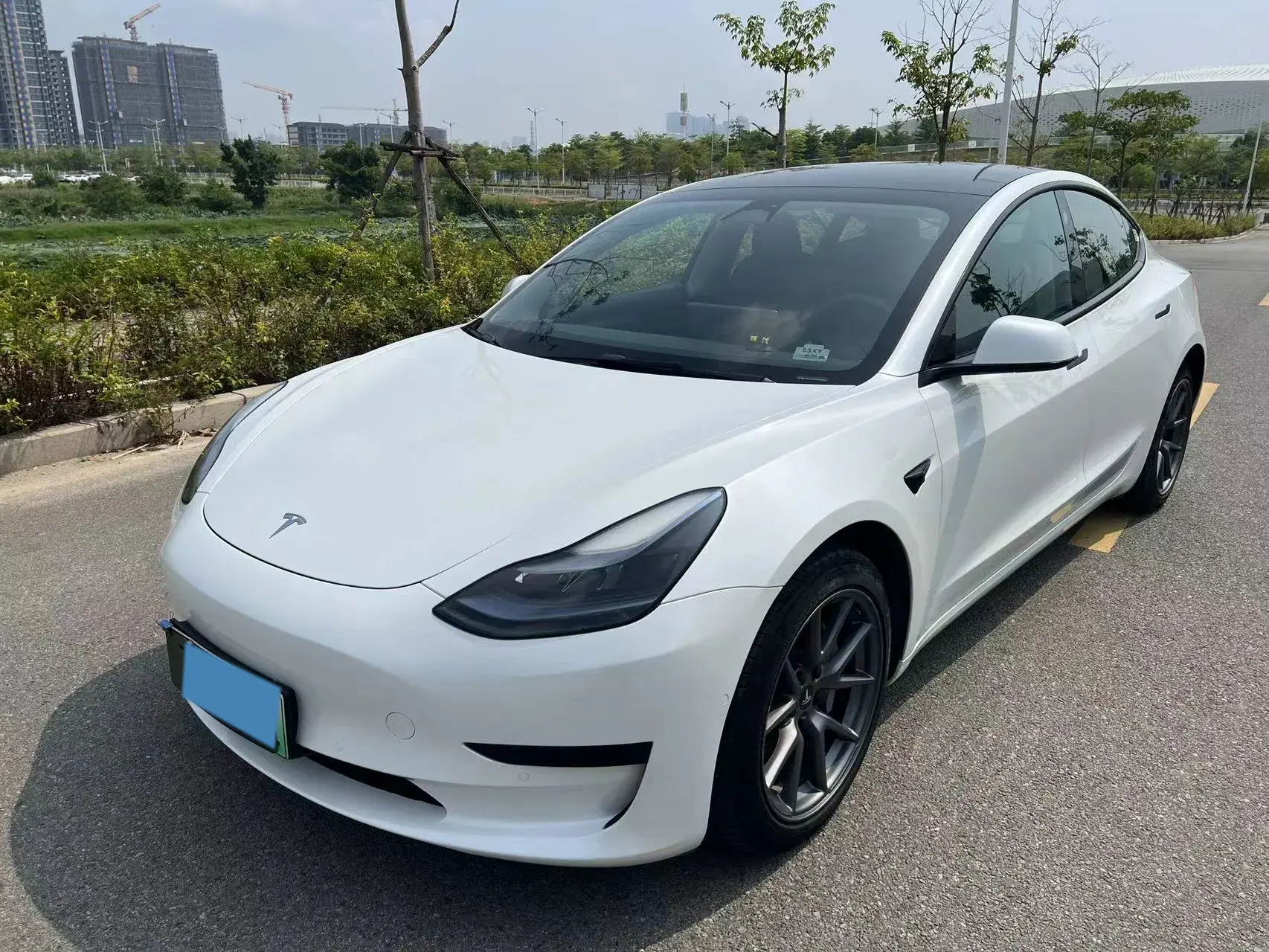 2022 TESLA MODEL view 1