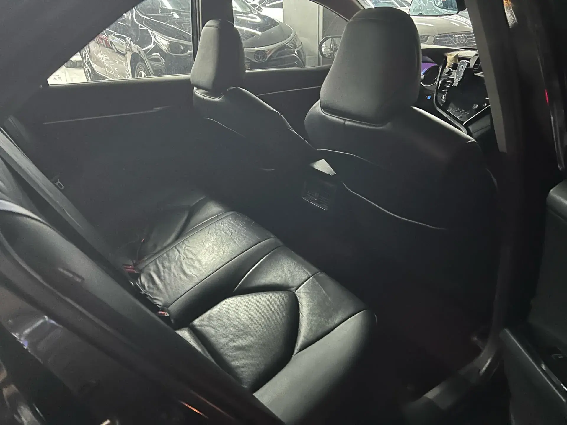 2018 TOYOTA CAMRY thumbnail 3