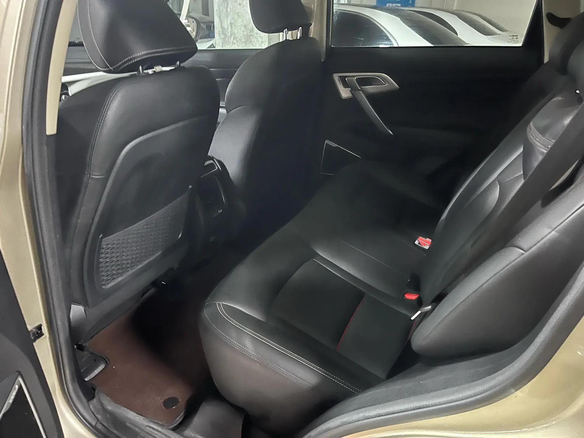 2018 GEELY AZKARRA thumbnail 4