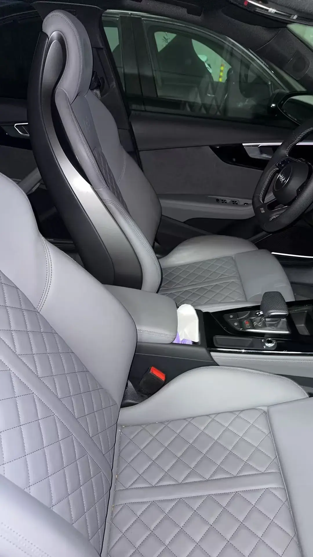 2024 AUDI S4 thumbnail 4