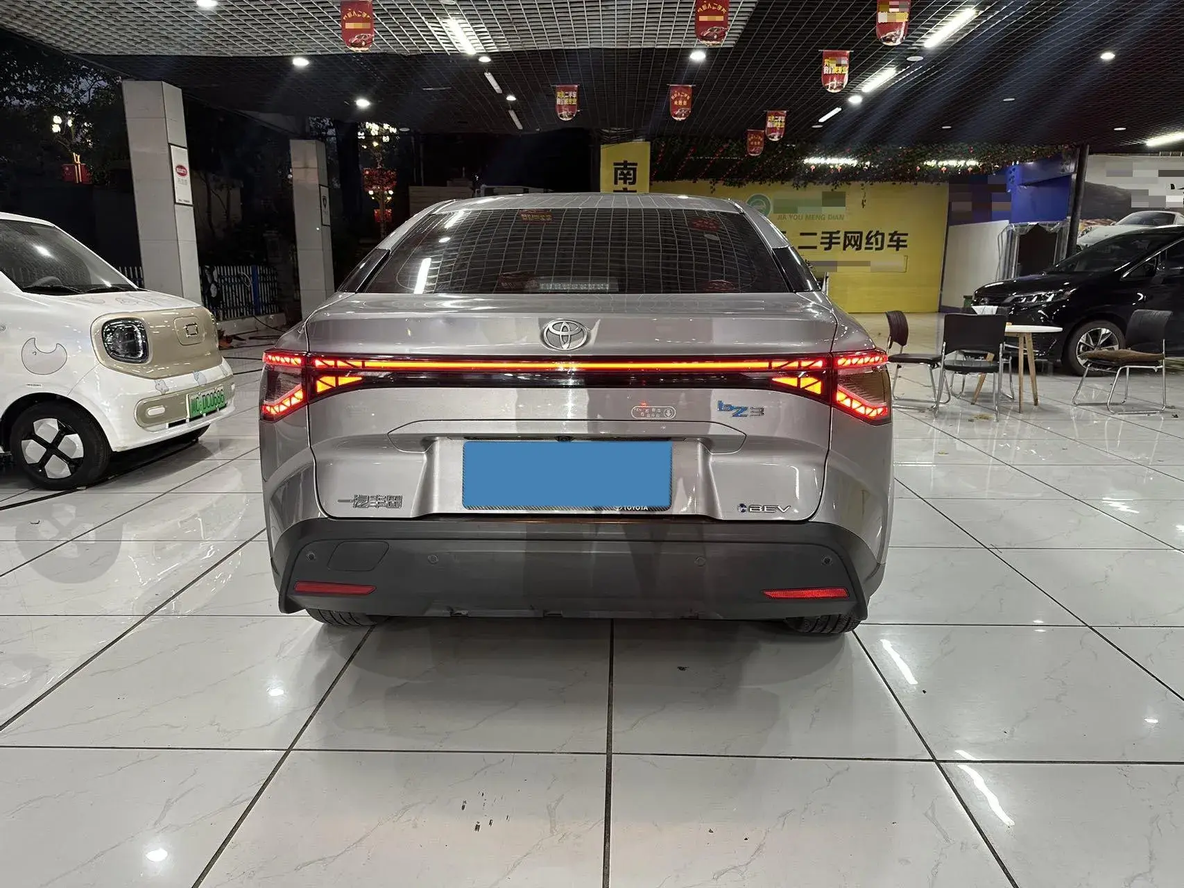 2024 TOYOTA BZ3 thumbnail 3