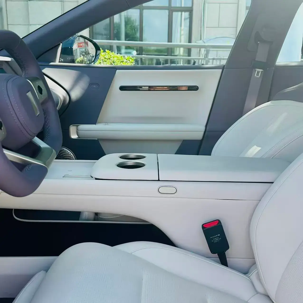 2025 AVATR 06 thumbnail 4
