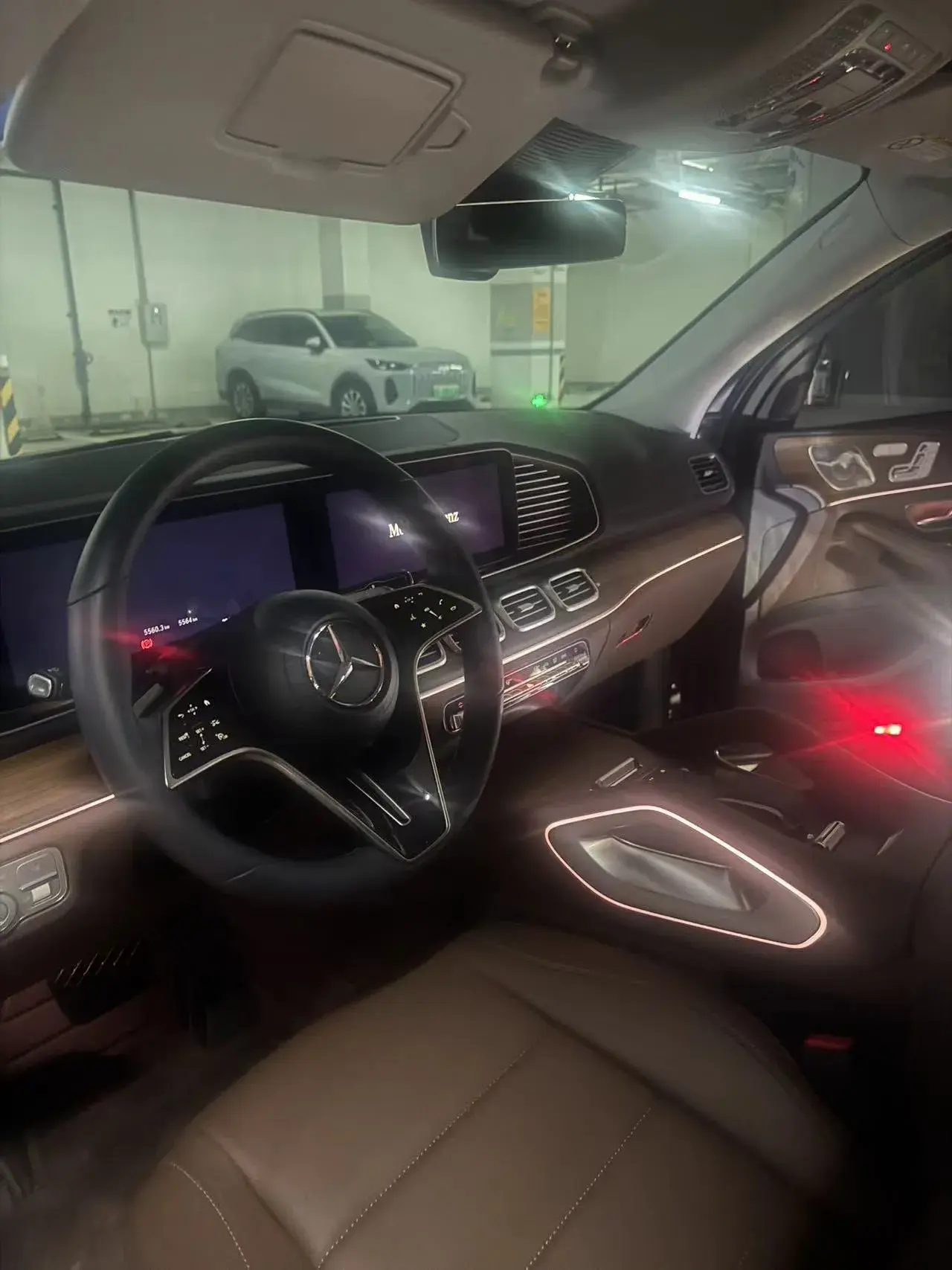 2025 MERCEDES-BENZ GLE thumbnail 2