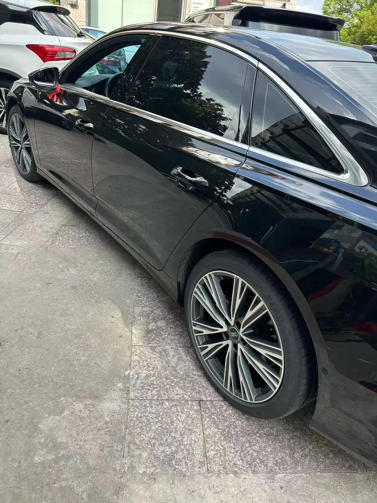 2024 AUDI A6L thumbnail 2