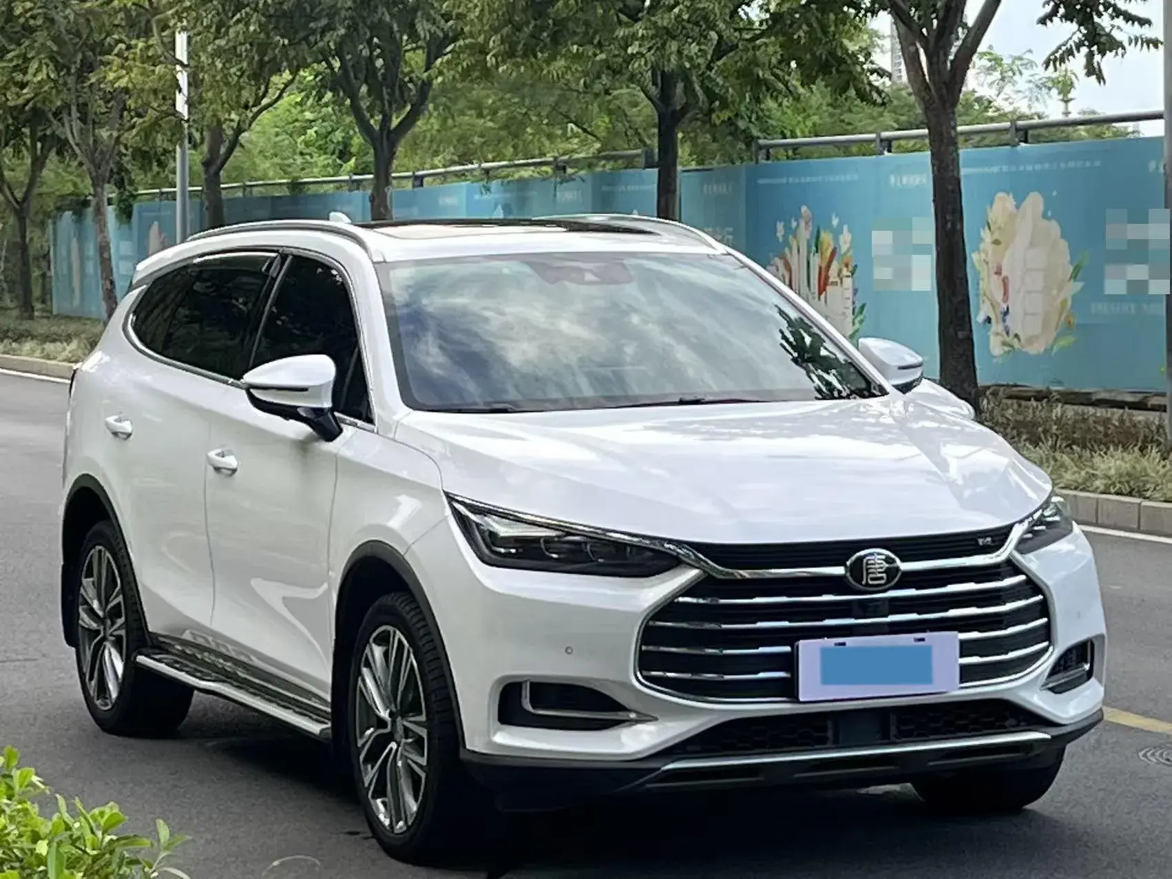 2018 BYD TANG thumbnail 3