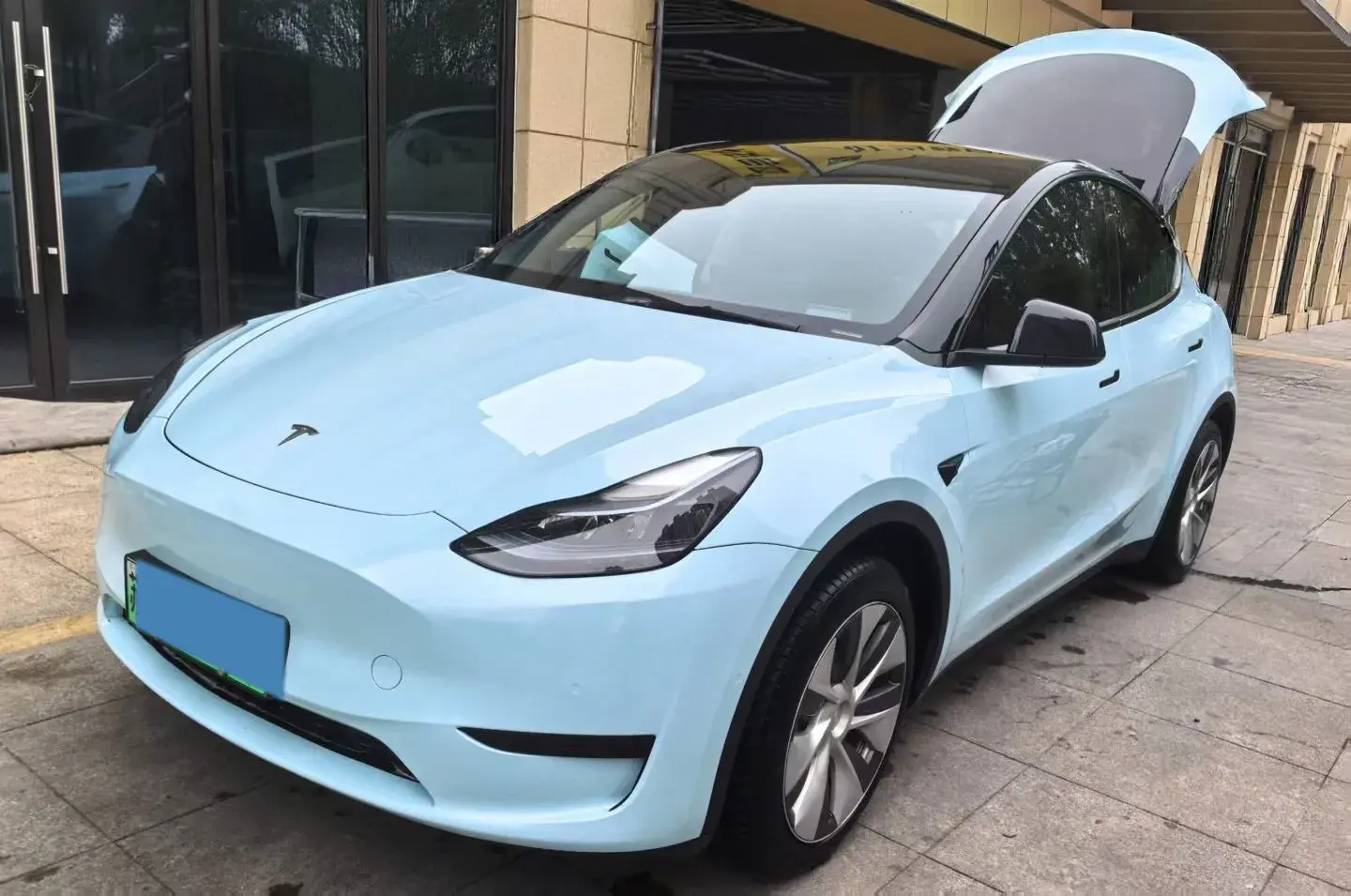 2022 TESLA MODEL view 1