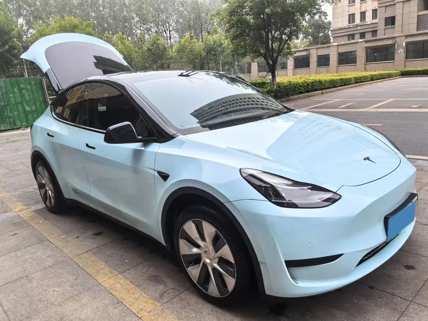 2022 TESLA MODEL thumbnail 2