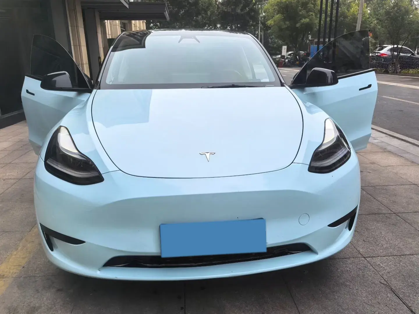 2022 TESLA MODEL thumbnail 3