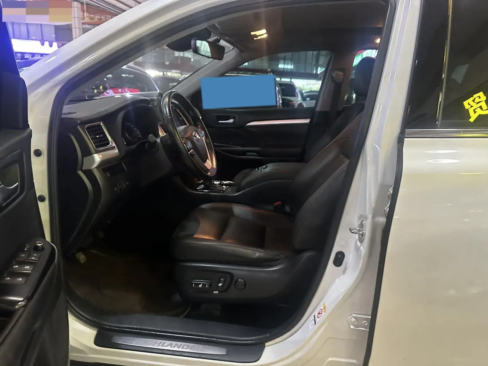 2018 TOYOTA HIGHLANDER thumbnail 2