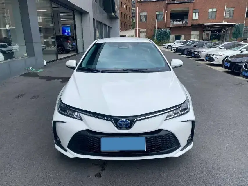 2022 TOYOTA AVALON thumbnail 2