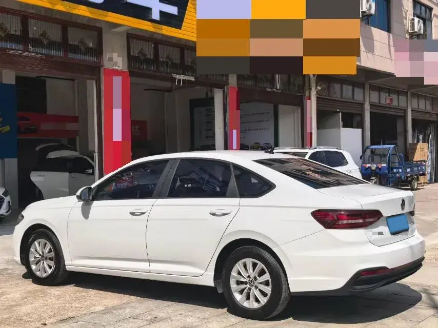 2023 VOLKSWAGEN LAVIDA thumbnail 4