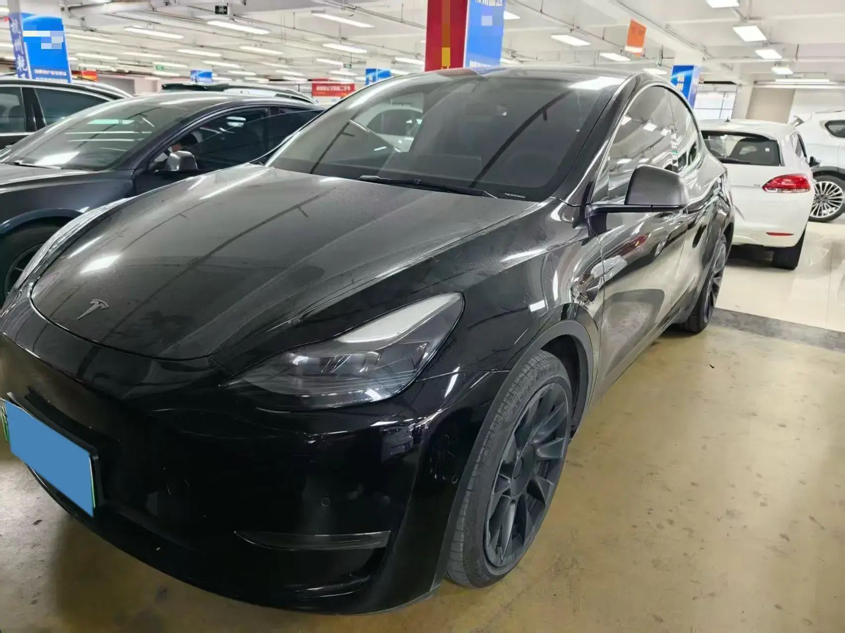 2021 TESLA MODEL view 1