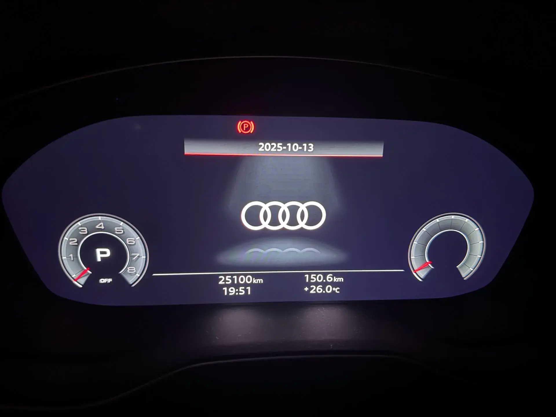 2022 AUDI A4L thumbnail 2