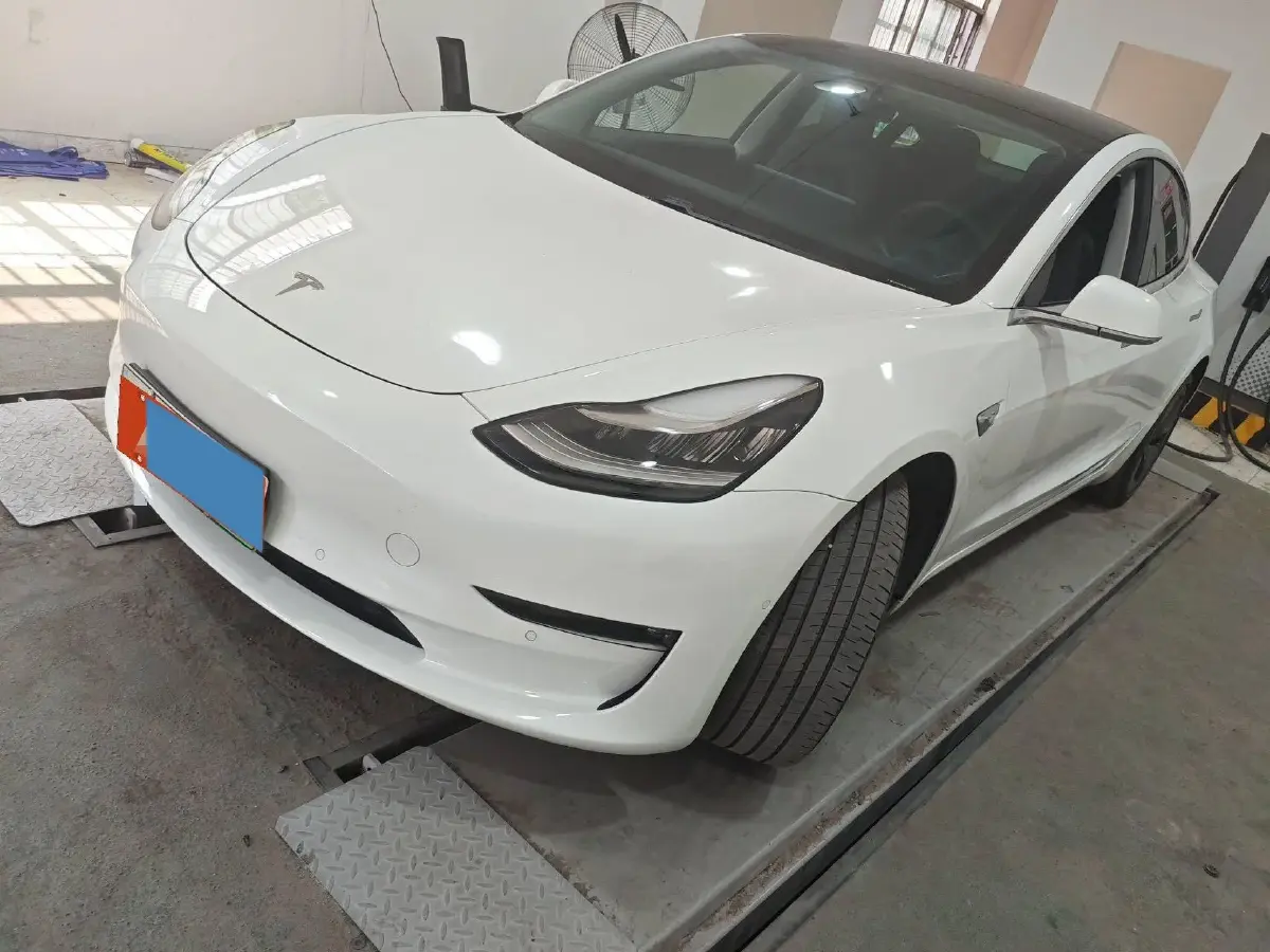 2020 Tesla Model 3 BEV 55KWH