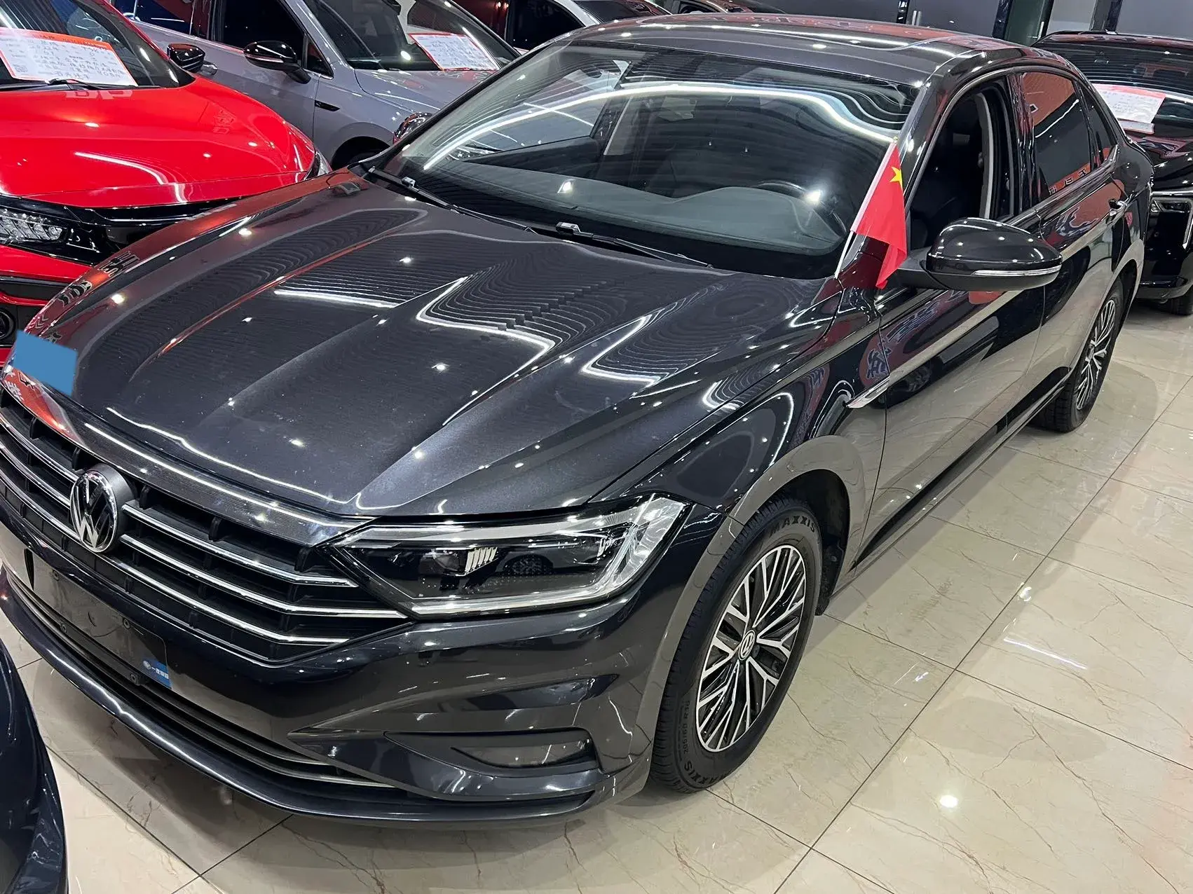 2019 VOLKSWAGEN SAGITAR view 1
