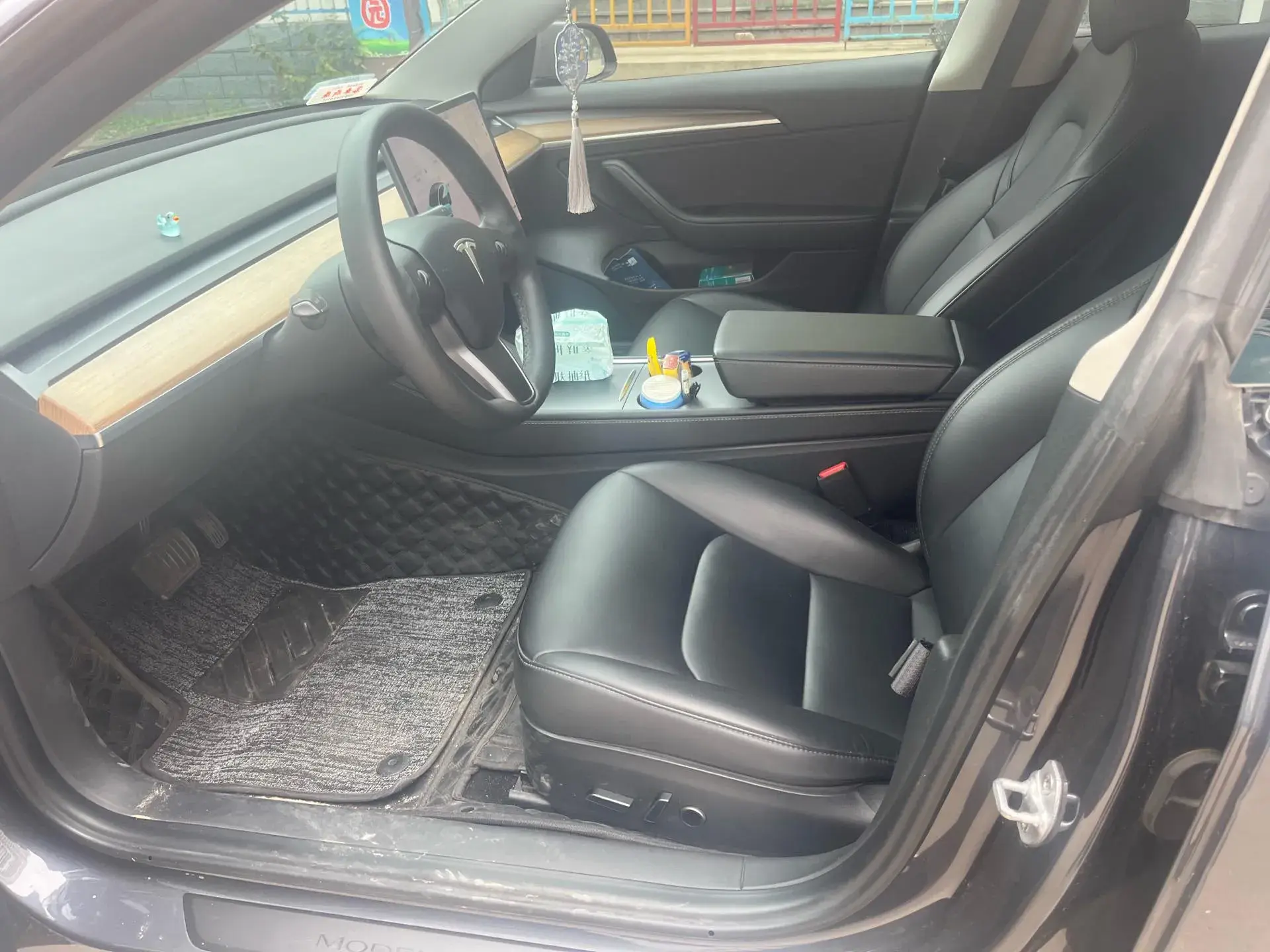 2021 TESLA MODEL thumbnail 3