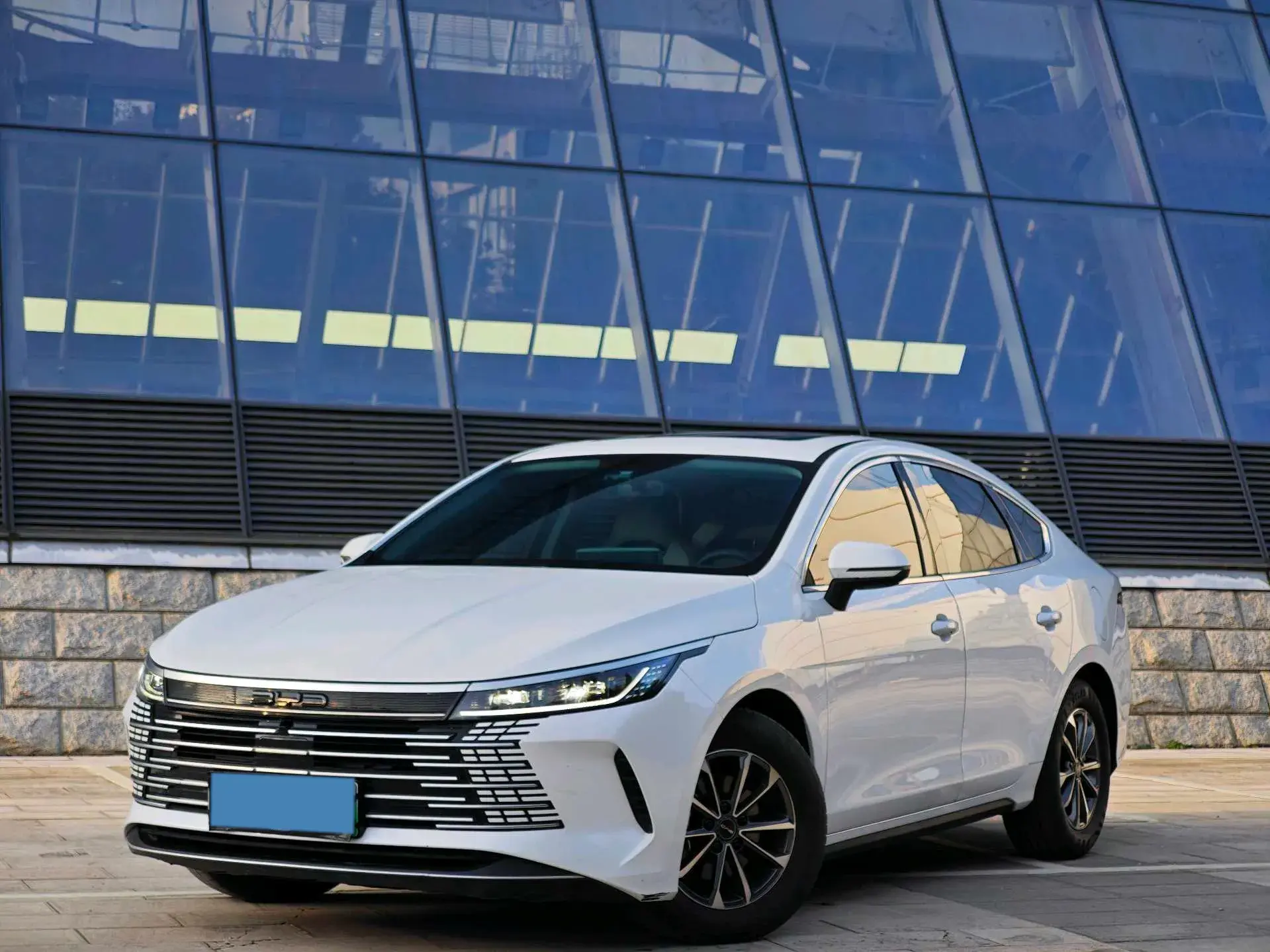 2023 BYD DESTROYER thumbnail 2