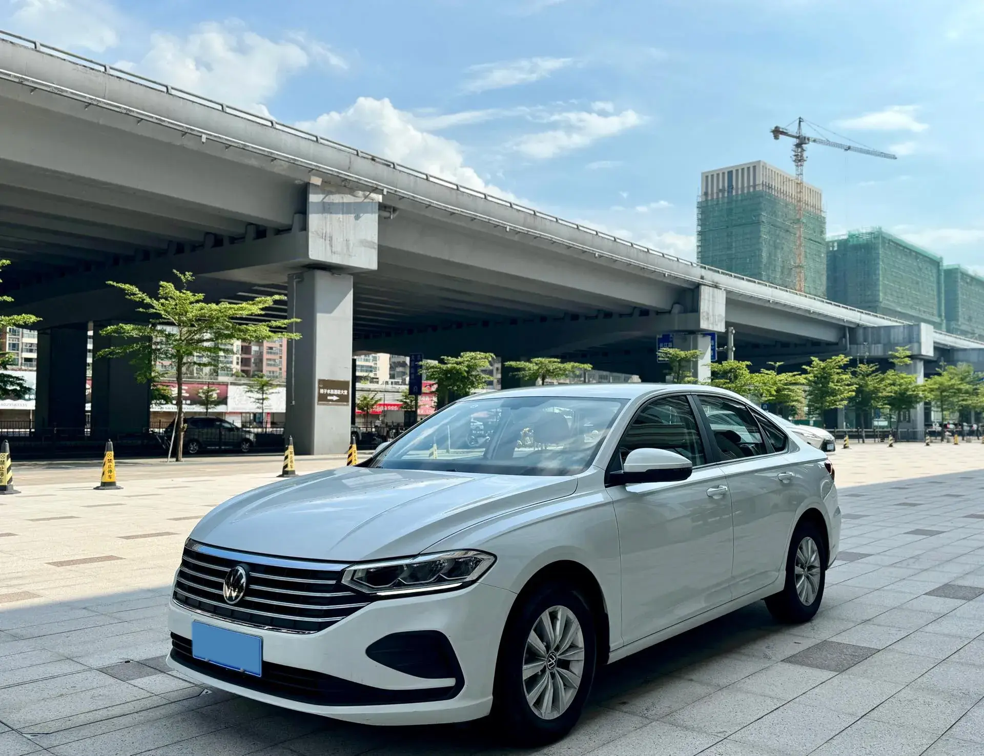 2023 VOLKSWAGEN LAVIDA view 1