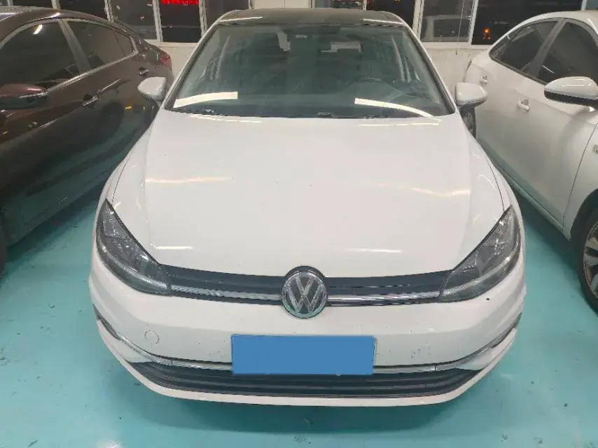 2019 VOLKSWAGEN GOLF thumbnail 2