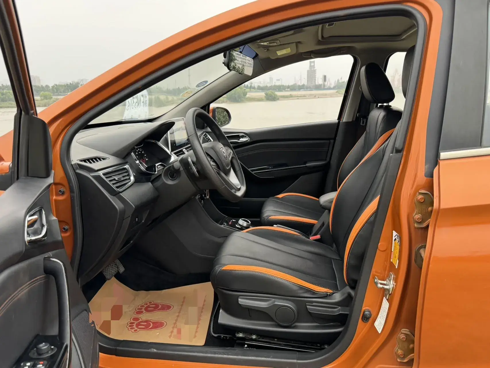 2017 BAOJUN 310 thumbnail 4