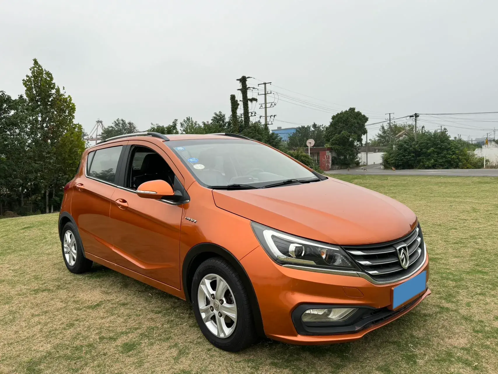 2017 BAOJUN 310 thumbnail 3