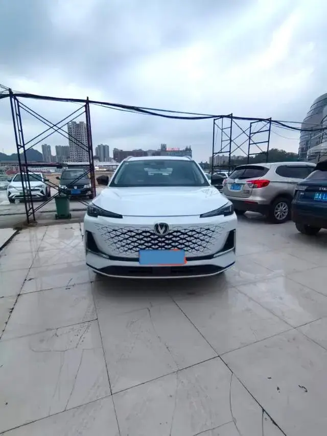 2024 CHANGAN X7 thumbnail 3