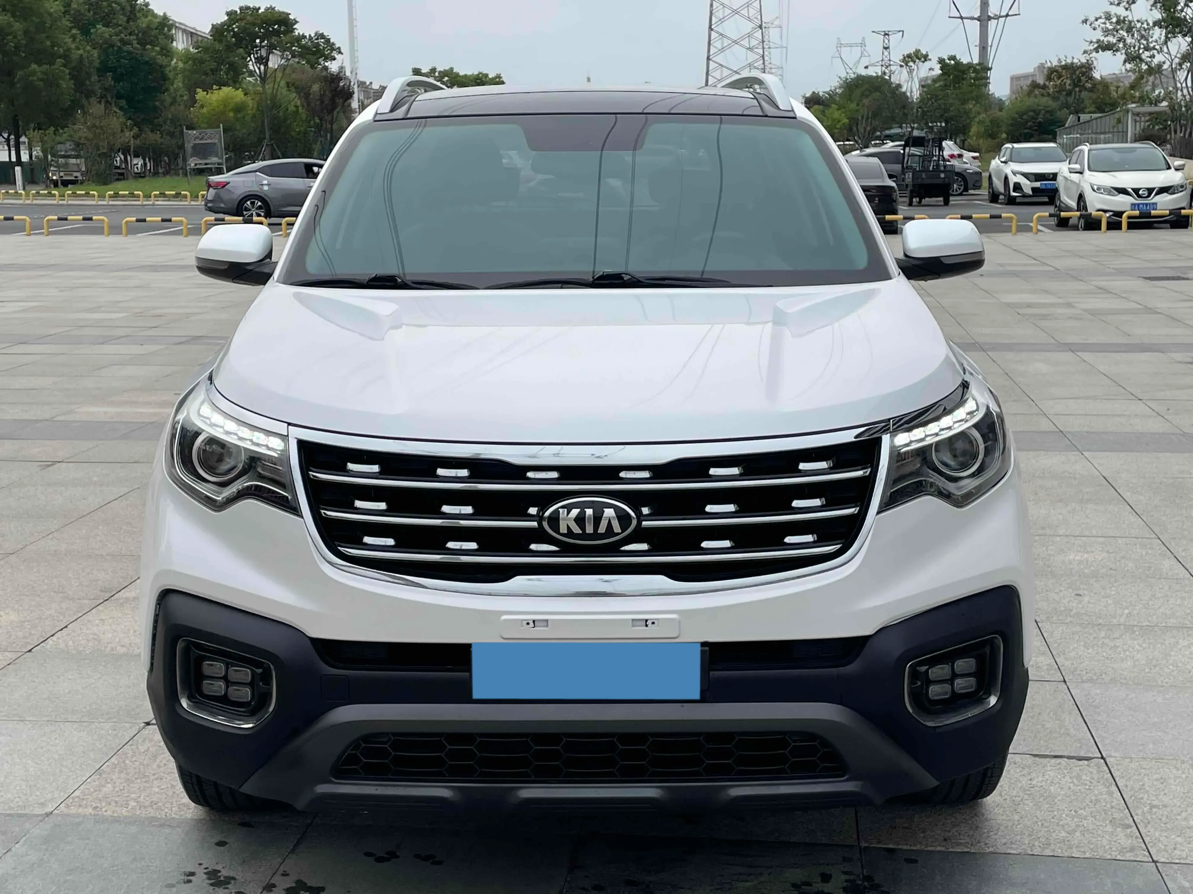 2018 KIA SPORTAGE thumbnail 2