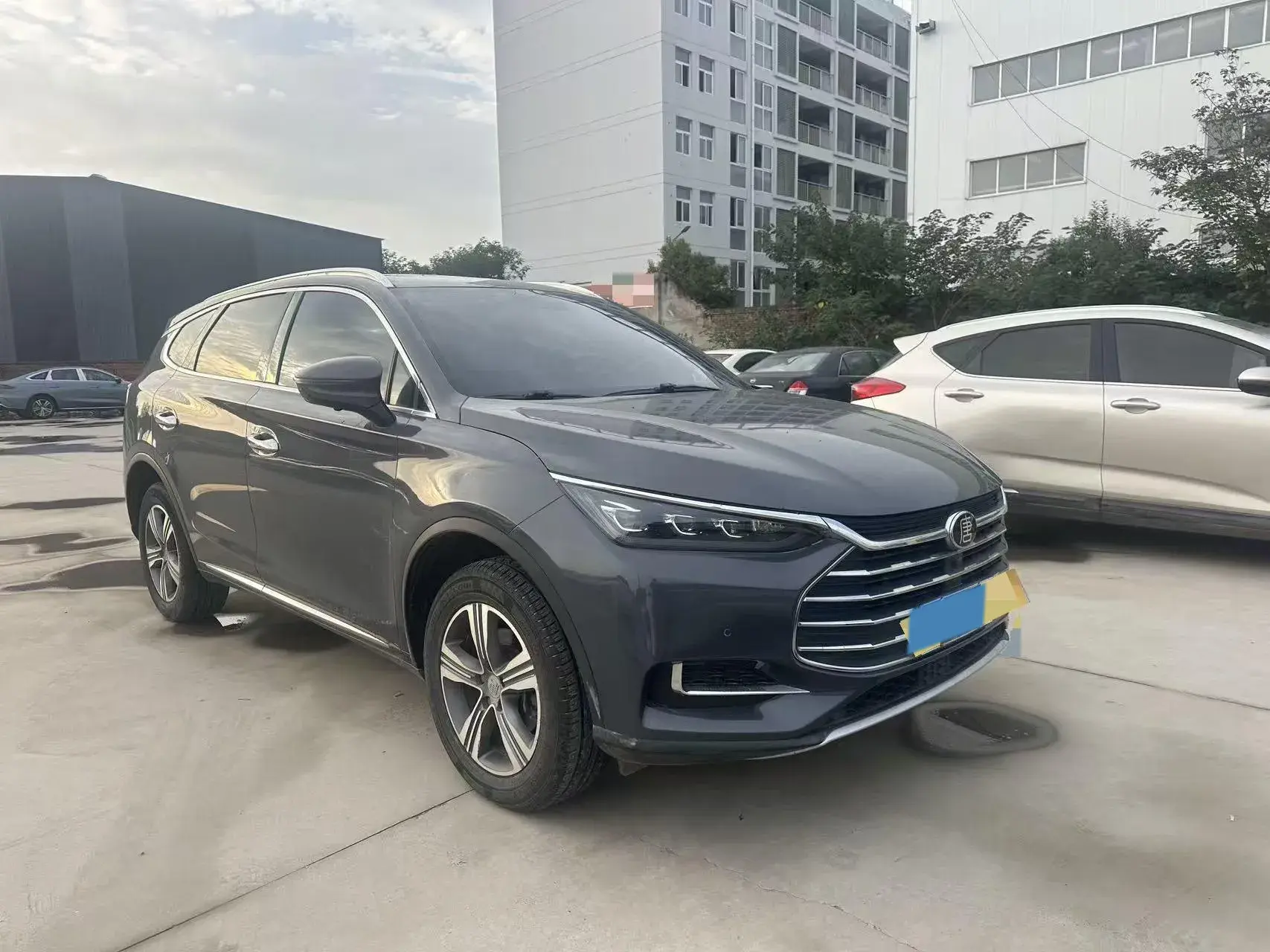 2019 BYD TANG thumbnail 3