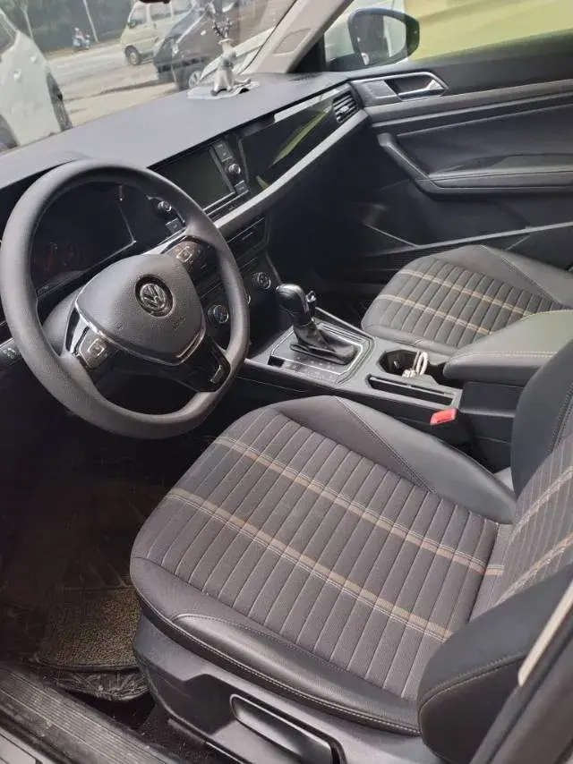 2019 VOLKSWAGEN LAVIDA thumbnail 4