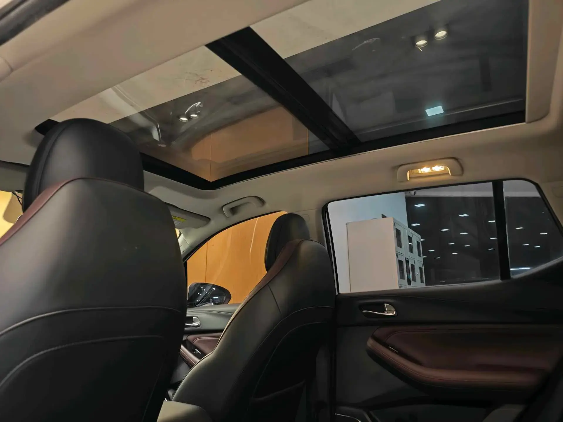 2021 GAC TRUMPCHI thumbnail 3