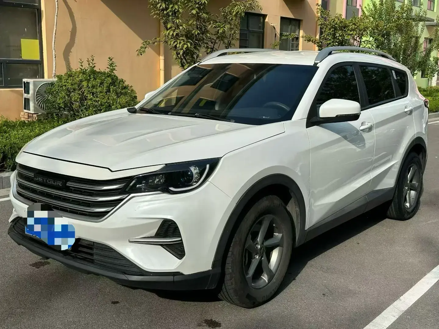 2020 JETOUR X70M view 1