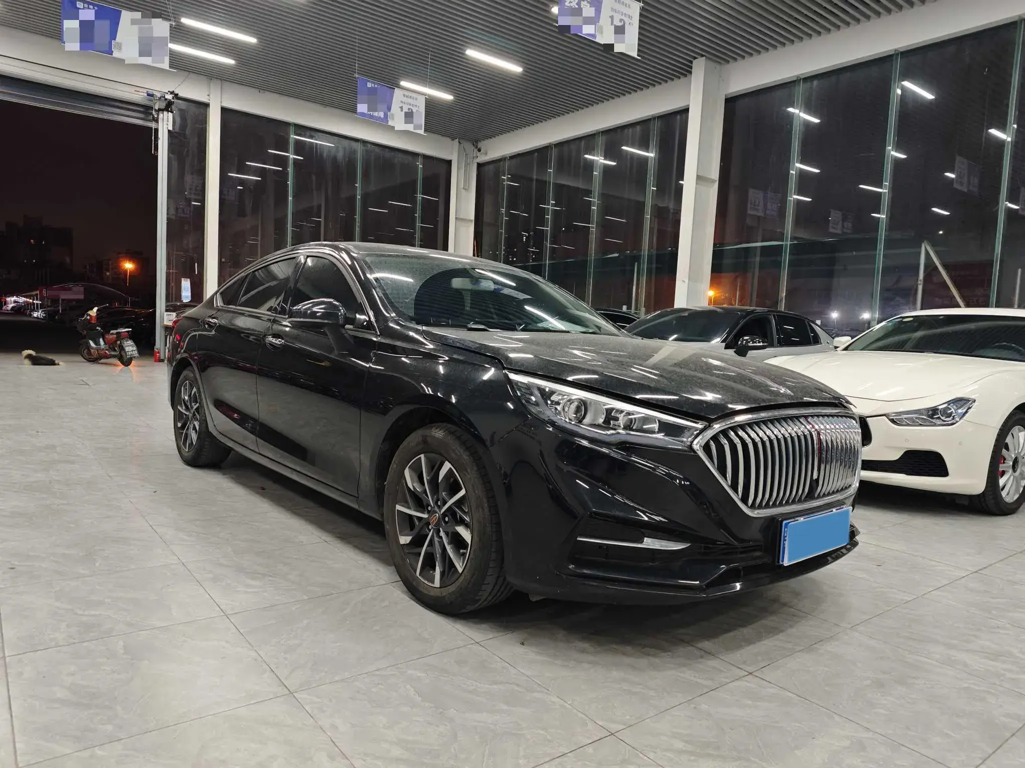 2022 HONGQI H5 thumbnail 2