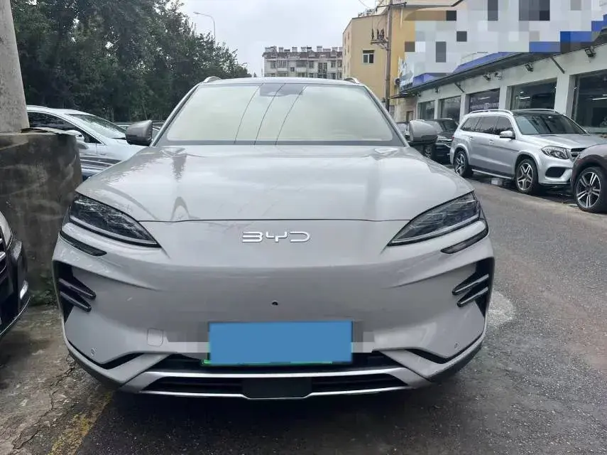 2024 BYD SONG thumbnail 2