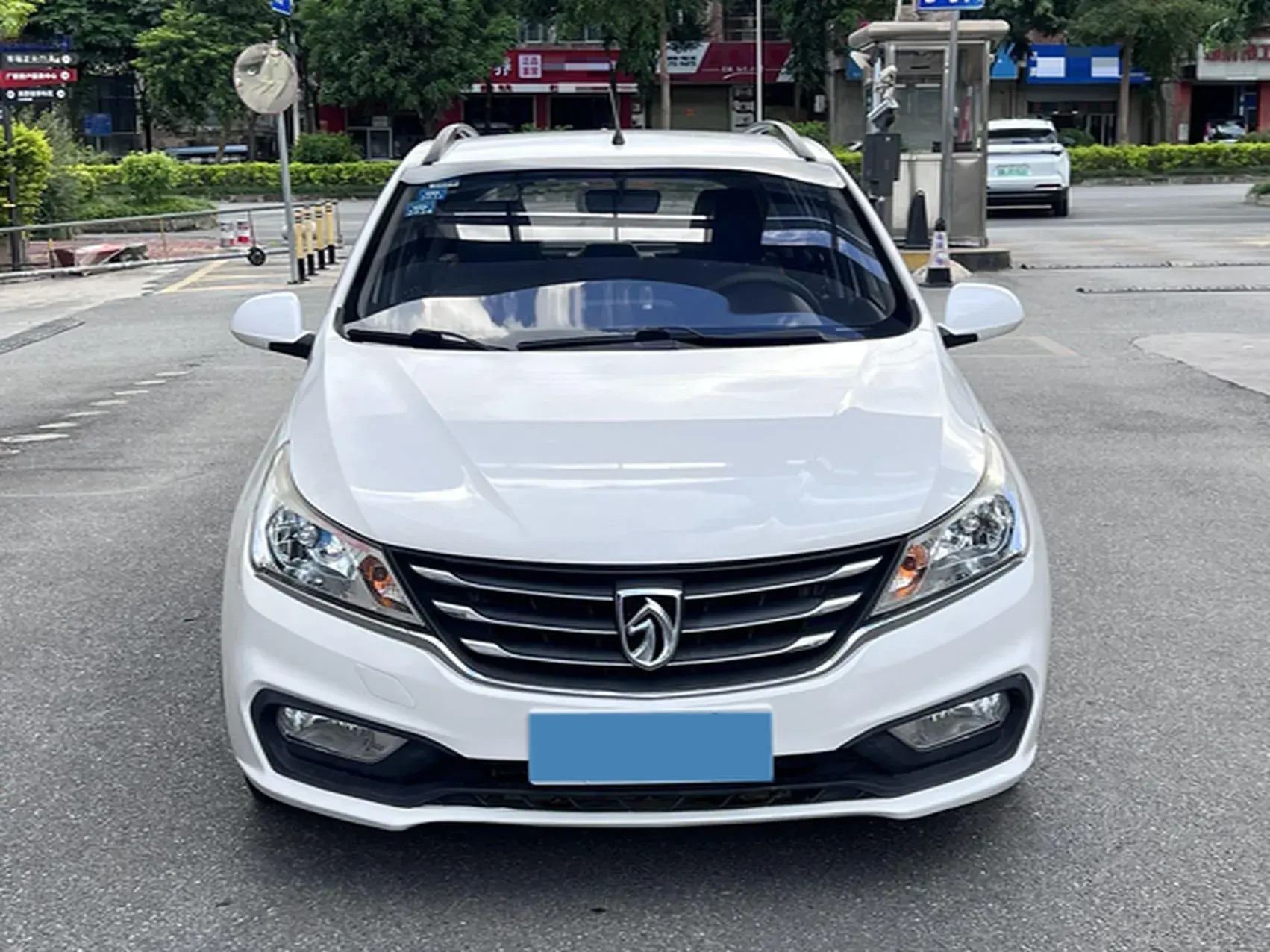 2017 BAOJUN 310 thumbnail 2