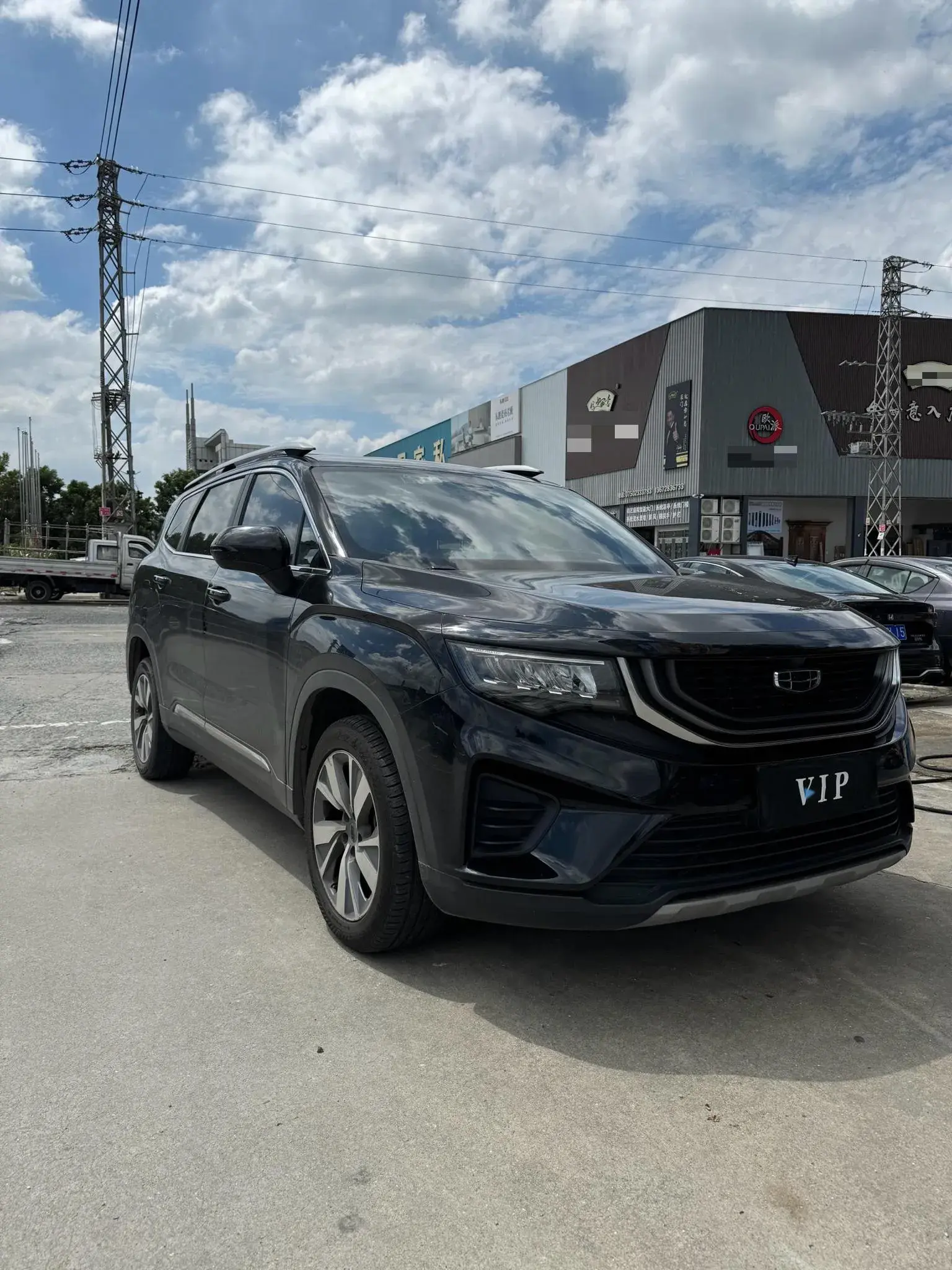 2020 GEELY OKAVANGO thumbnail 3
