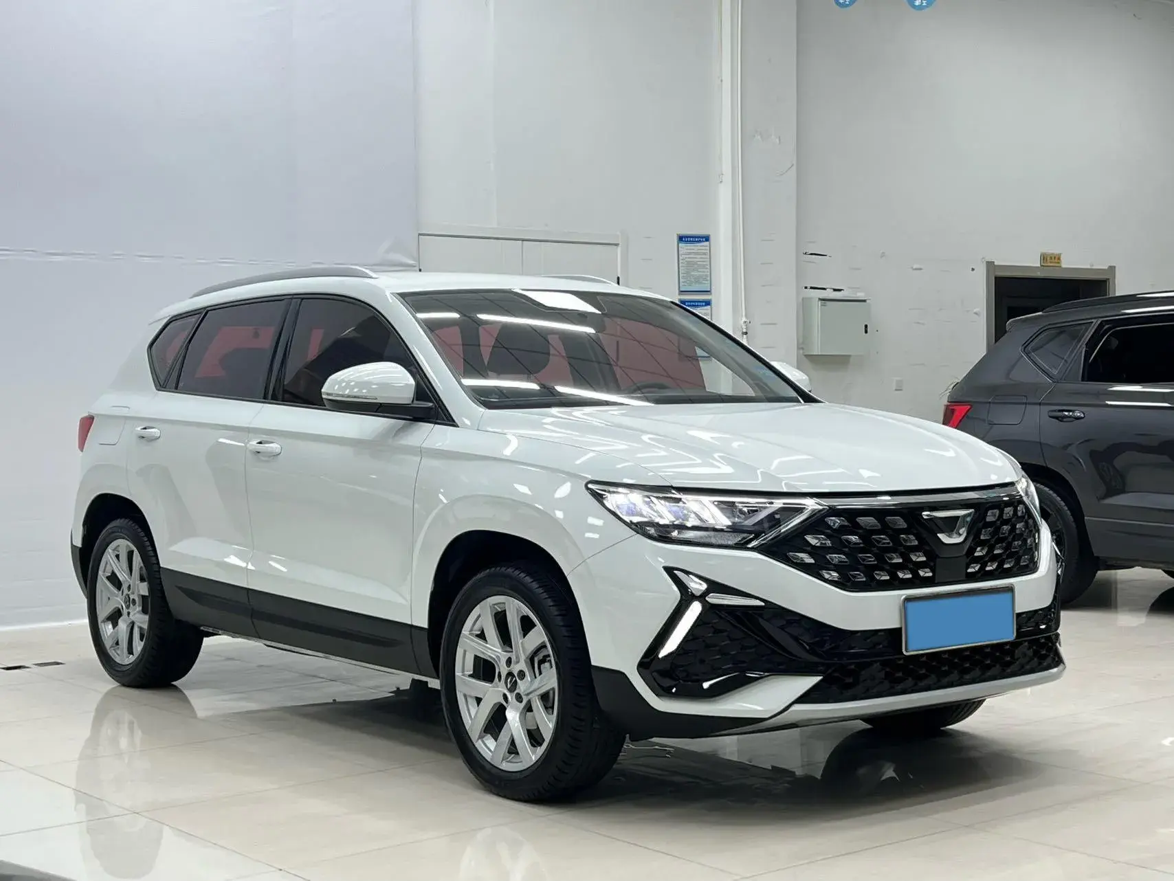 2022 JETTA VS5 thumbnail 3