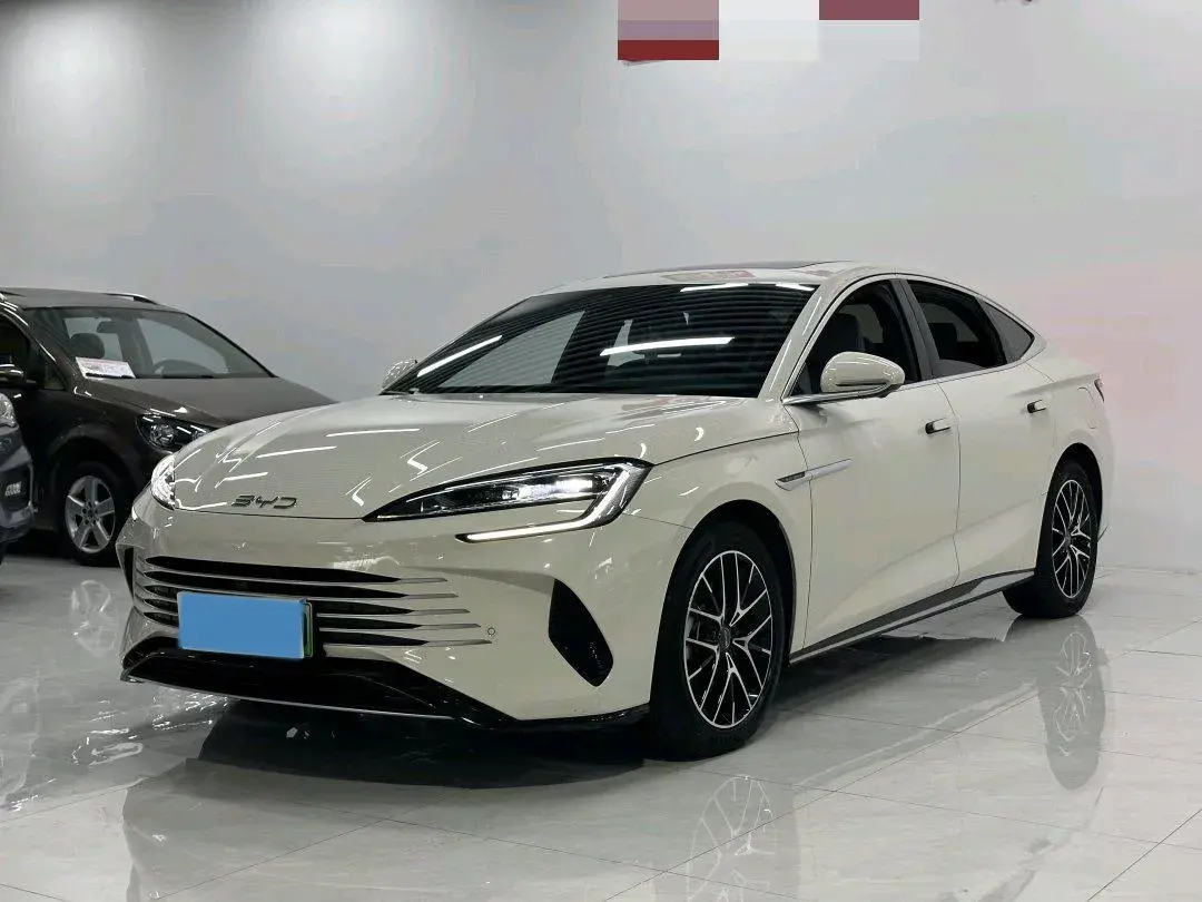 2023 BYD SEAL view 1