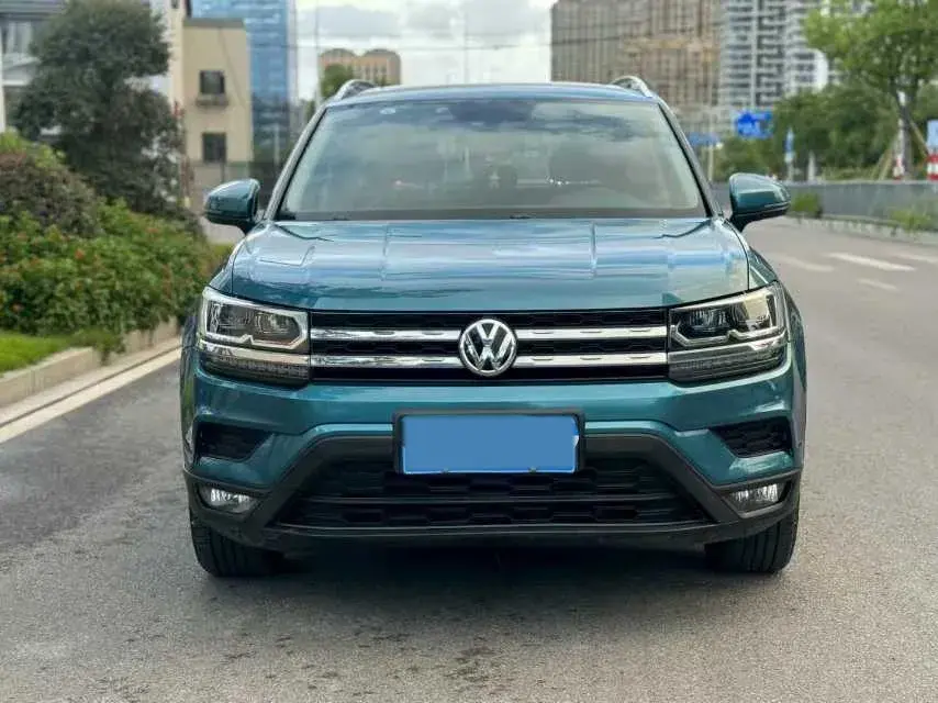 2021 VOLKSWAGEN THARU thumbnail 2