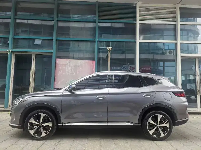 2021 BYD SONG thumbnail 3