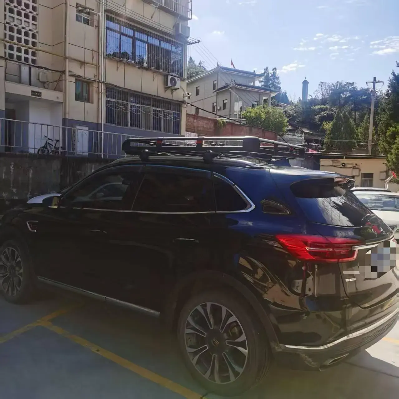 2019 HONGQI HS5 thumbnail 3