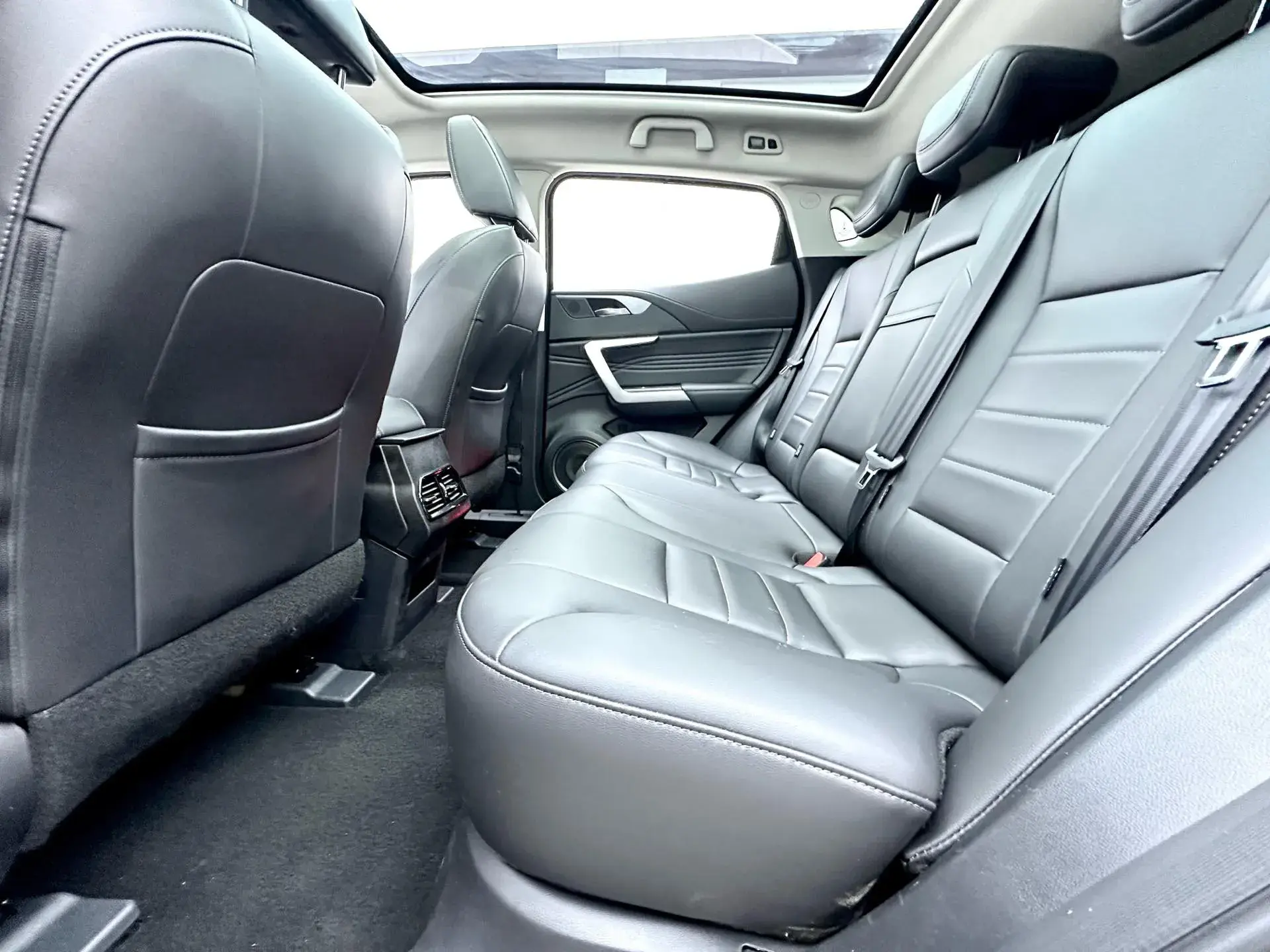 2021 WEY VV5 thumbnail 3