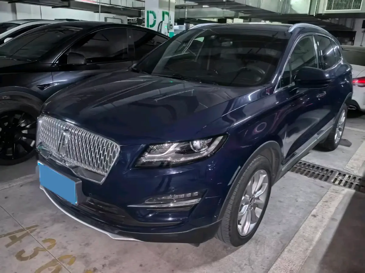 2019 Lincoln MKC 2.0T 253HP L4 6AT