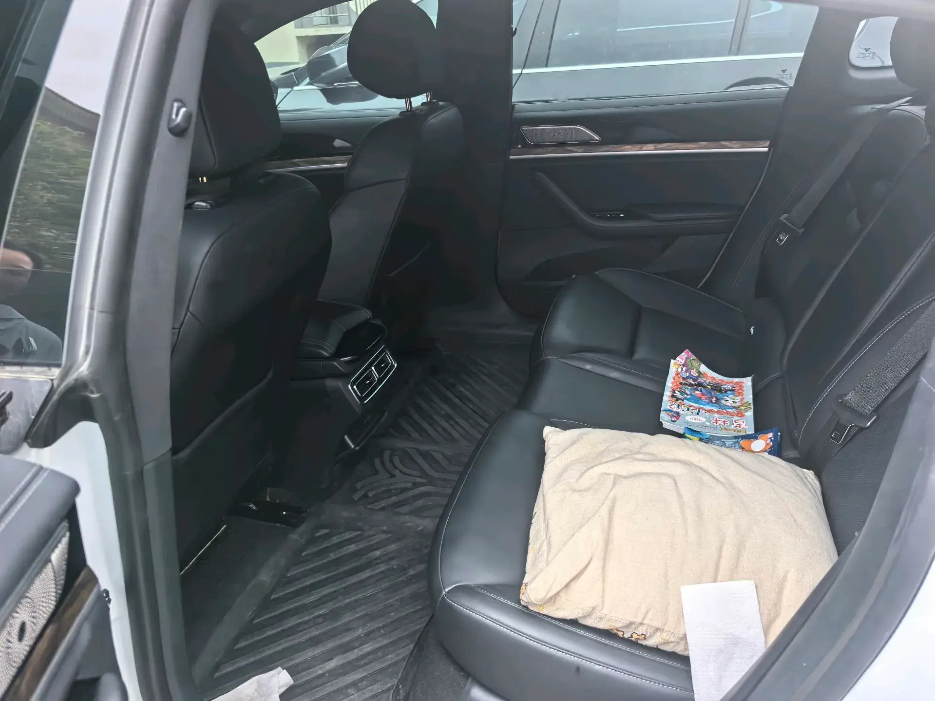 2023 NETA S thumbnail 4