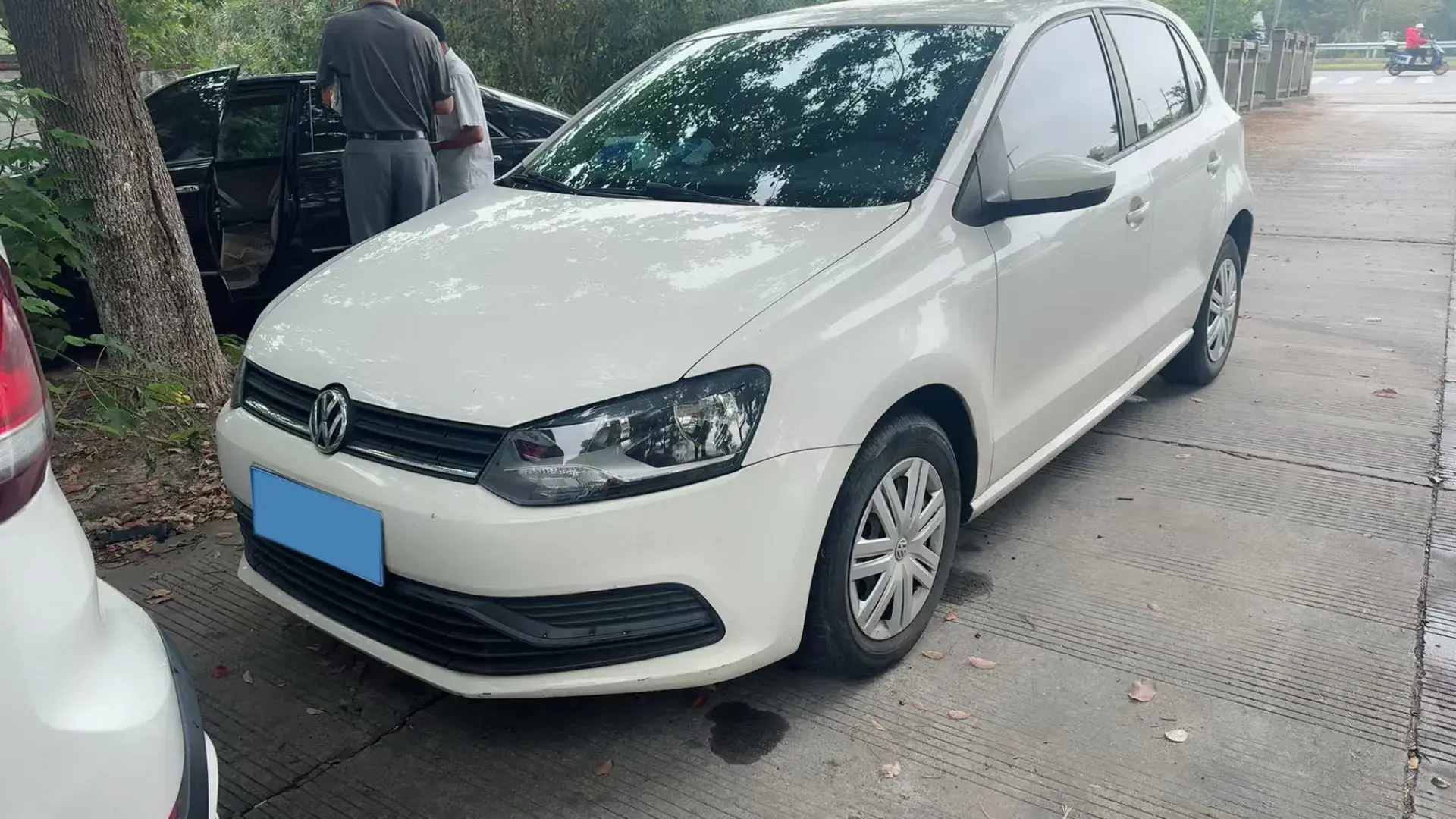 2018 VOLKSWAGEN POLO view 1
