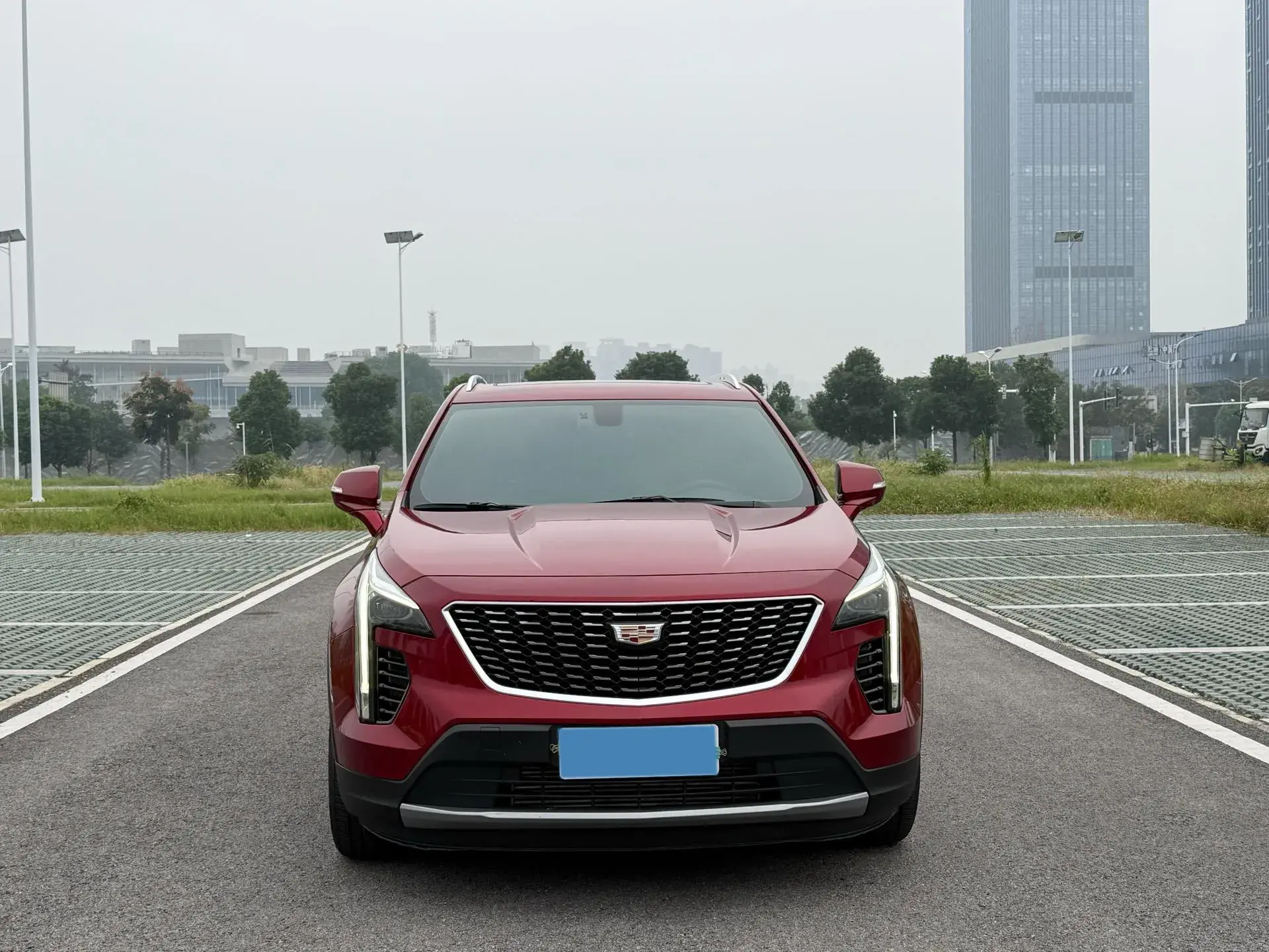 2021 CADILLAC XT4 thumbnail 2