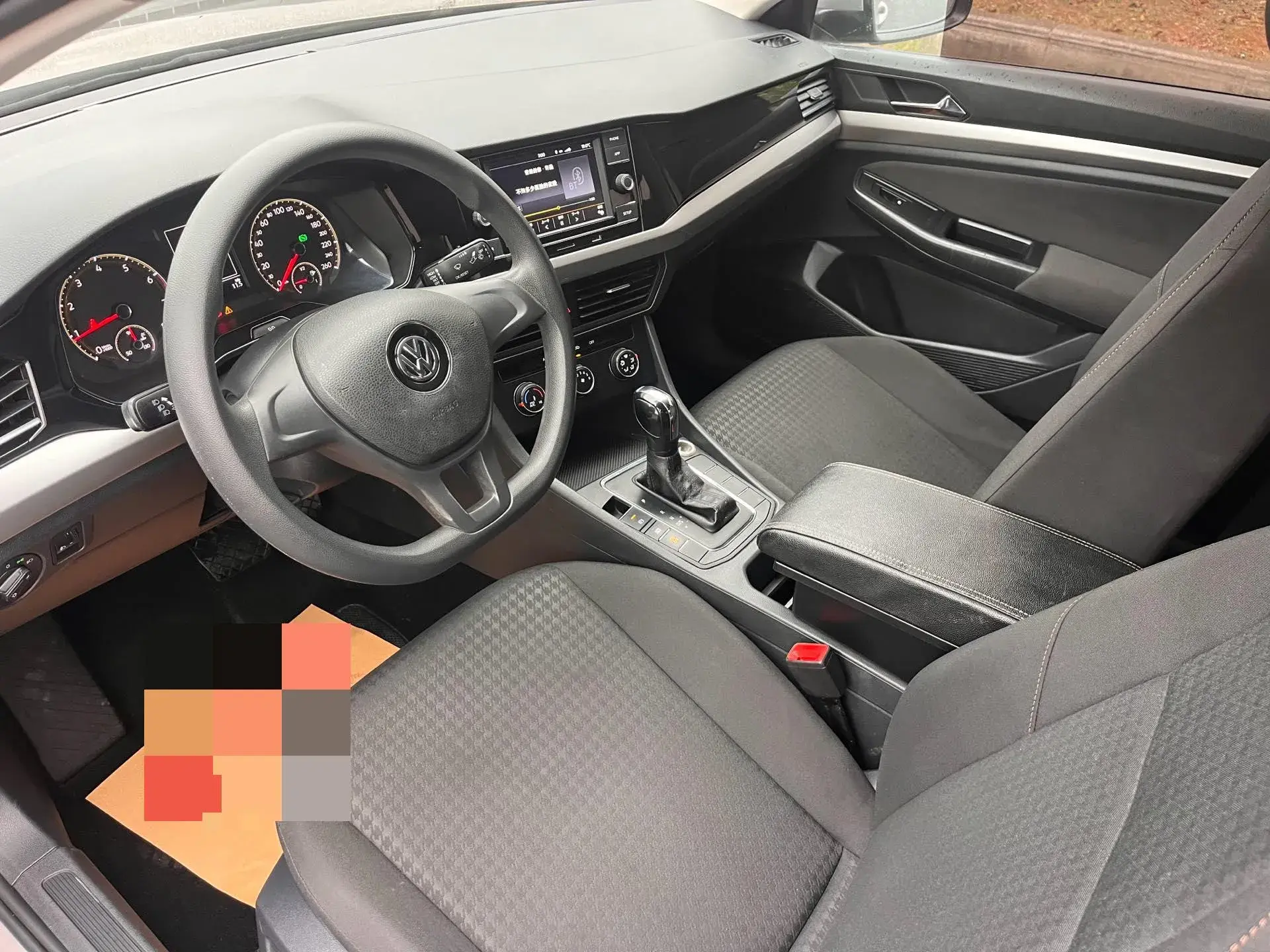 2019 VOLKSWAGEN BORA thumbnail 4