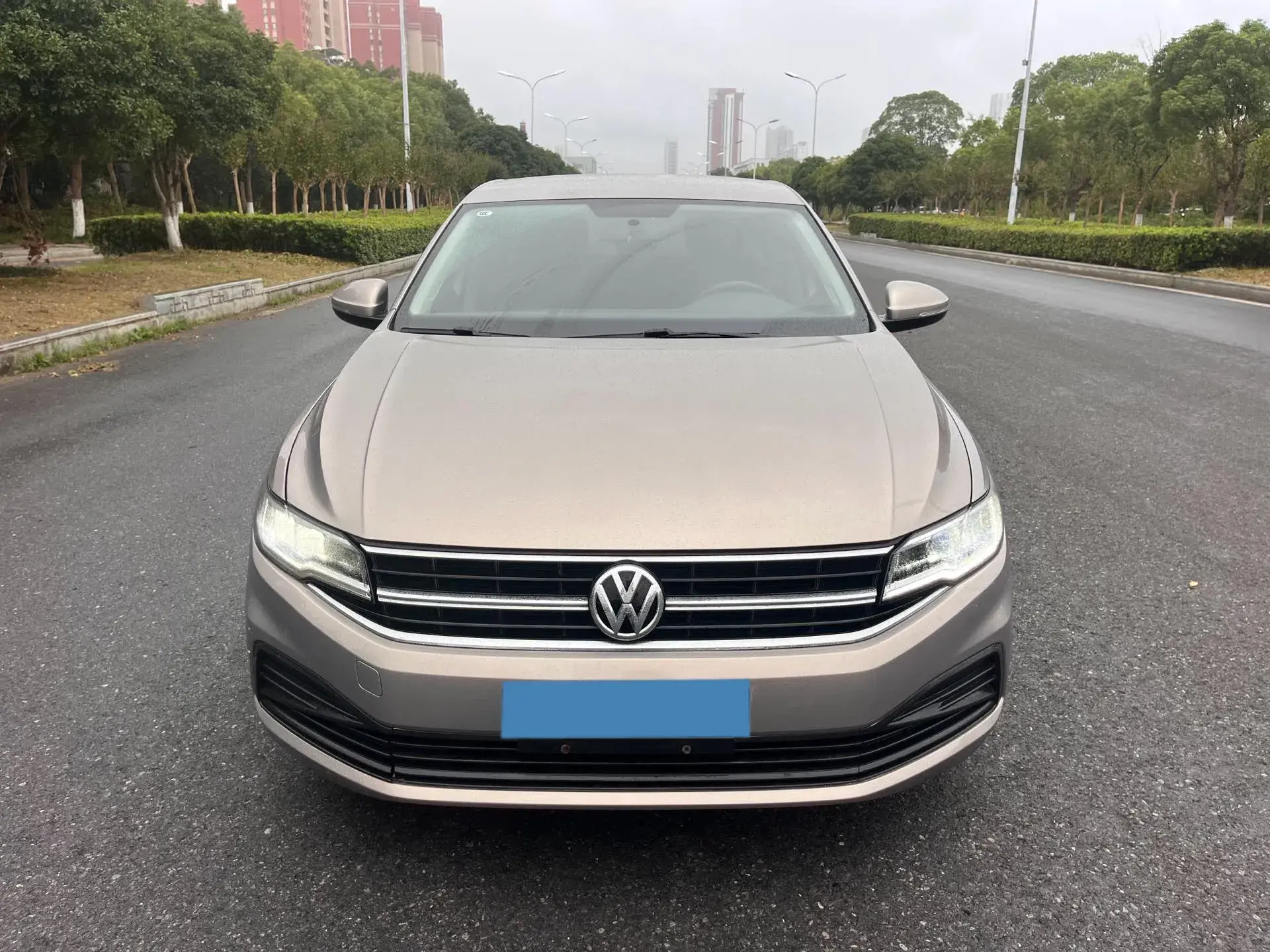 2019 VOLKSWAGEN BORA thumbnail 2