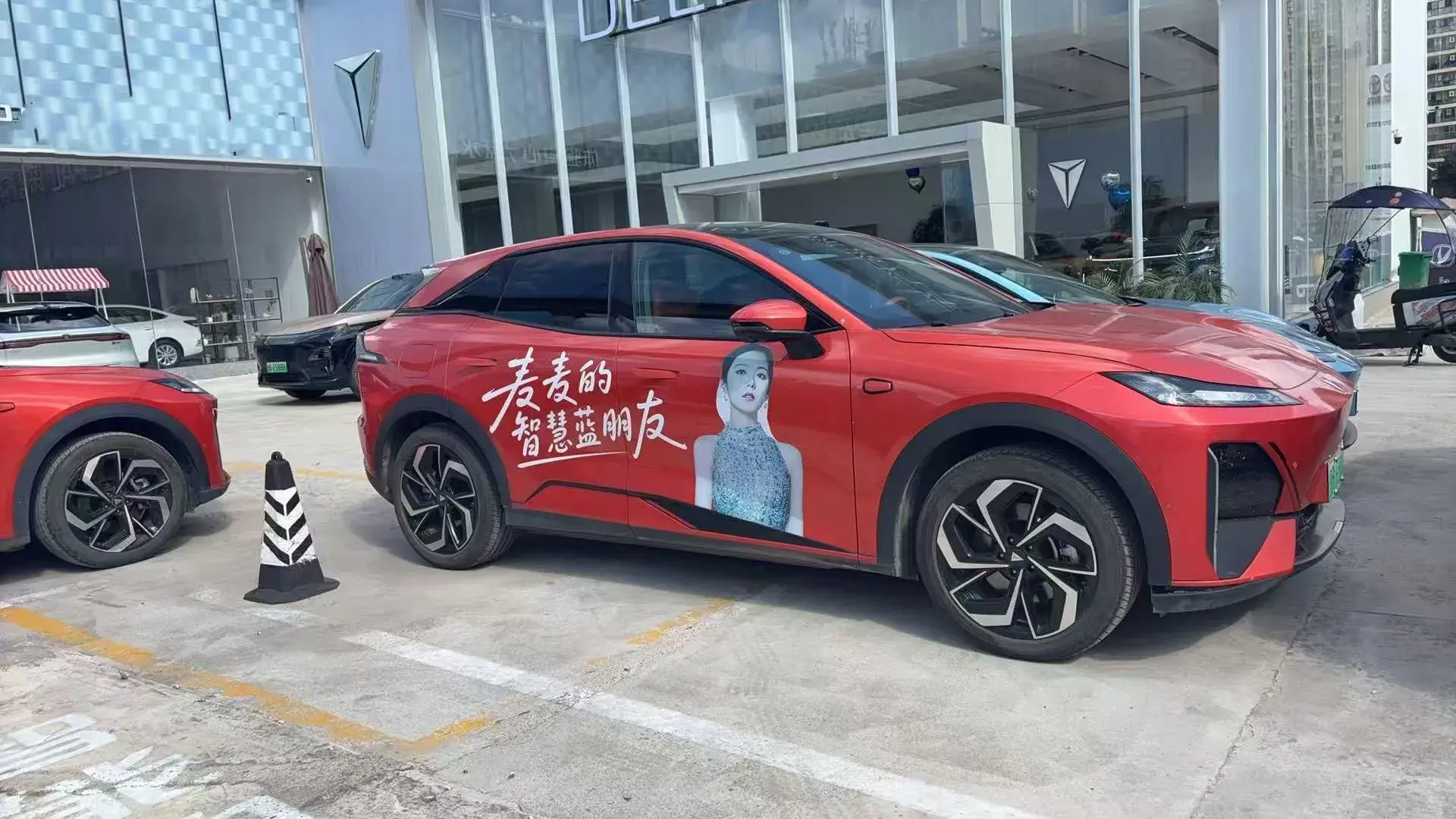 2025 DEEPAL S07 thumbnail 4