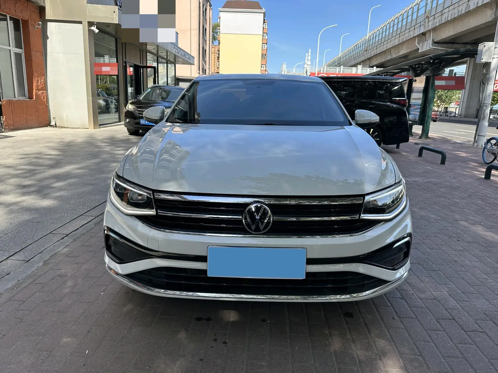 2023 VOLKSWAGEN BORA thumbnail 2