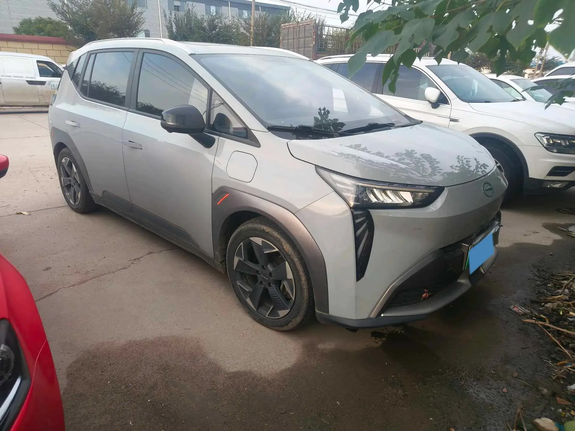 2022 AION Y thumbnail 3